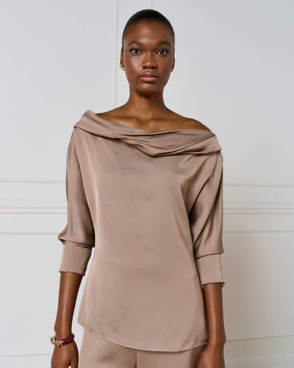 Access long sleeved blouse beige